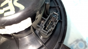 VW Jetta 11-18 USA heater fan motor edge breakage, mount breakage