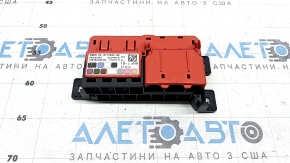 Rear 12V battery distributor for BMW X7 G07 19-26 is broken