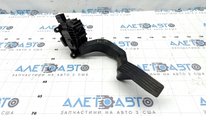 Jeep Cherokee KL 14-23 gas pedal