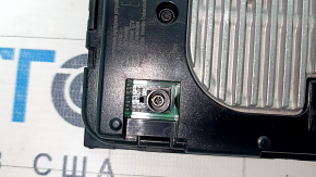BMW 5 G30 Wireless Charging Module 17-23 Wear