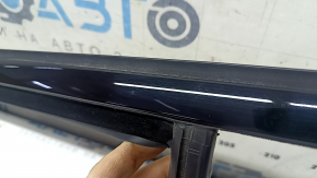 Upper rear left door molding with glass seal BMW X7 G07 19-26 gloss black, scratches