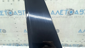 BMW X7 G07 19-26 front right rear side door trim, glossy, scratches