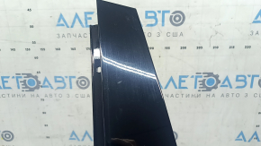 BMW X7 G07 19-26 front right rear side door trim, glossy, scratches