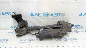 The steering rack of a VW Tiguan 18-21 with electric power steering is humming.