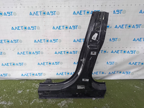 The left central pillar of the BMW 4 Series F36 15-20 Gran Coupe has been cut off.