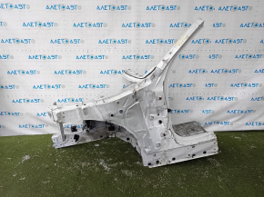 Front left quarter panel of BMW X7 G07 19-24 on the body, white, dented