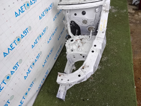 Front left quarter panel of BMW X7 G07 19-24 on the body, white, dented
