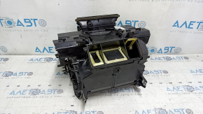 The bare heater housing of the Audi A5 F5 18-25 air conditioner (2 parts, without the evaporator)