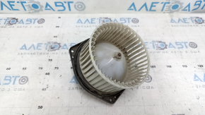 The heater fan motor on a Suzuki Kizashi 10-15 is cracked.