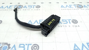 BMW X7 G07 19-22 air suspension compressor adapter