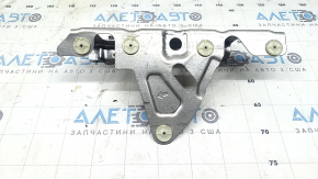 Left underbody protection bracket for BMW X7 G07 19-26