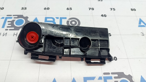 Rear bumper mount on the left fender of a Toyota Sienna 21-25 small