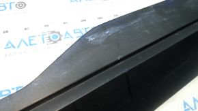 Honda CRV 23-26 lower rear right door trim, structure with seal, scratches, abrasions, broken fasteners, paint
