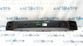 The front bumper reinforcement for a Toyota Camry V40 is rusty.