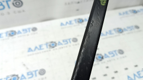 Right windshield molding for Audi Q8 19-26 scratches