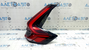Honda CRV 23-26 right outer fender light scratch