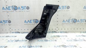 Honda CRV 23-26 right outer fender light scratch