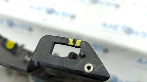 The left front bumper bracket for the Audi Q8 19-23 is large and the fasteners are broken.