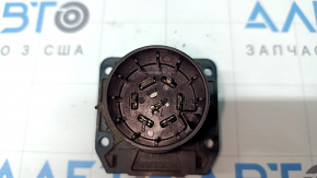 The towbar socket cover on the Audi Q8 19-26 is broken.