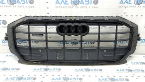 Audi Q8 19-23 gray radiator grill with chrome, without radar, with trim, cracks in fasteners, broken fastener, sand