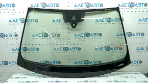 Audi Q8 19-26 windshield with heated camera, PGW, sand, scratches on the glass