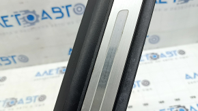 Front right outer door sill plate for Audi Q8 19-26, black with chrome, illuminated