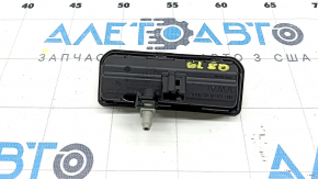 Rear view camera with handle and trunk release button for the Audi Q8 19-25