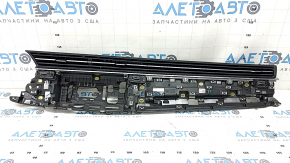 Right front panel air vent deflector for Audi Q8 19-25