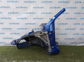 Front left quarter panel of a Porsche Macan 15-15 on the body, blue