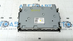 Audi Q8 19" 8.6" lower display, scratched
