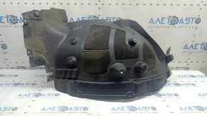 The front right rear fender liner of the BMW X5 G05 19-26 is dented.