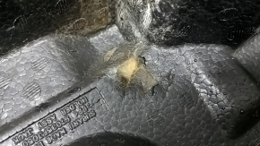 The foam under the Subaru Forester 19-24 SK tool is crushed and cracked.
