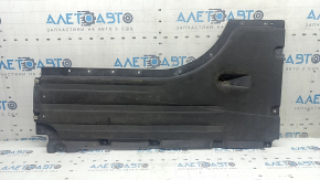The front right underbody protection of the BMW X5 G05 19-23 is worn out.