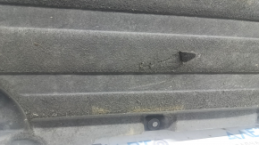 The front right underbody protection of the BMW X5 G05 19-23 is worn out.