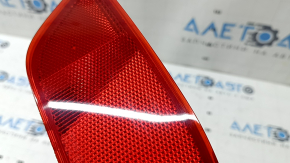 Subaru Forester 19-24 SK rear right reflector scratches