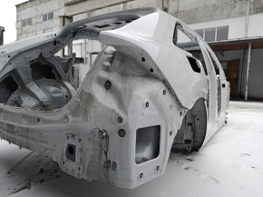 Audi Q8 19-26 rear right quarter wing on the body, white