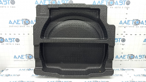 The central foam of the trunk of the Subaru Forester 19-24 SK is dented.