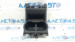 Subaru Forester 19-24 SK black cup holders with trim, scratches