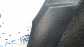 Right arch trim for a VW Tiguan 18-24, black, for 2 rows, missing organizer cover, scratches, broken fasteners
