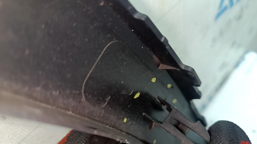 Front left fender arch trim for VW Tiguan 22-24: structure, scratches, broken fasteners