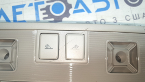 VW Tiguan 18-24 grey, scratched second row left headlight