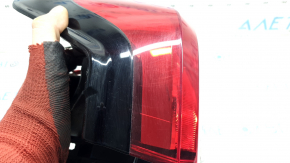 Toyota Rav4 19-24 Japan-built right outer fender light, scratches
