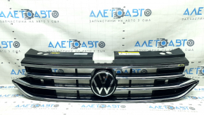 VW Tiguan 22-24 radiator grille without emblem, under radar