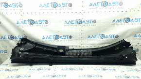 Plastic windshield wiper grille for Toyota Rav4 19-24 with central seal