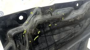 Rear right underbody protection BMW 7 G11 G12 16-22 is jammed, torn