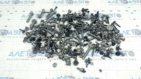 Incomplete underhood hardware for VW Tiguan 18-24