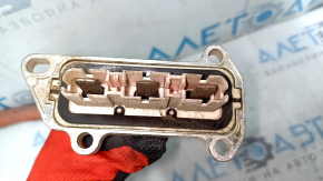 The high-voltage cable for the automatic transmission of the Toyota Avalon 13-15 is long.