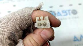 Cigarette lighter in the center console of the BMW 7 G11 G12 16-22 in the armrest