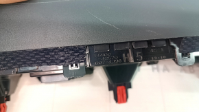 Toyota Rav4 19-24 dual-zone climate control, worn, scratched