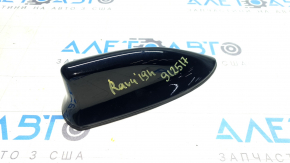 The antenna fin housing of a Toyota Rav4 19-20 has a broken mount.